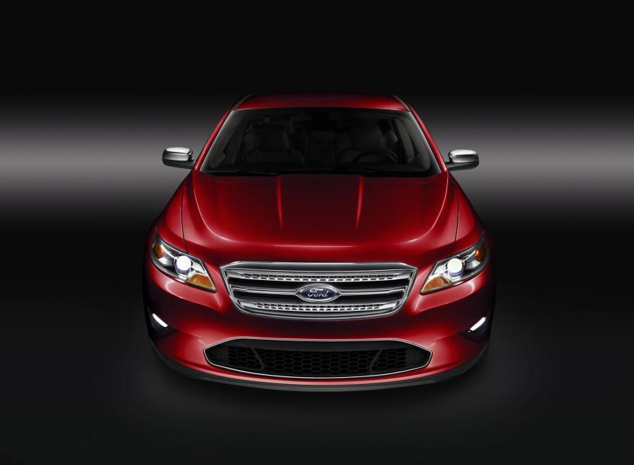  Ford Taurus 2010 года  (фото 96 из 161)